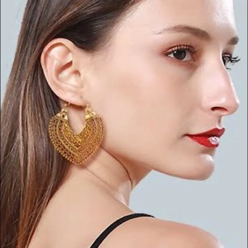 :: ⚜️Exotic Bohemian GOLD Dangle Earrings - Picture 3 of 7